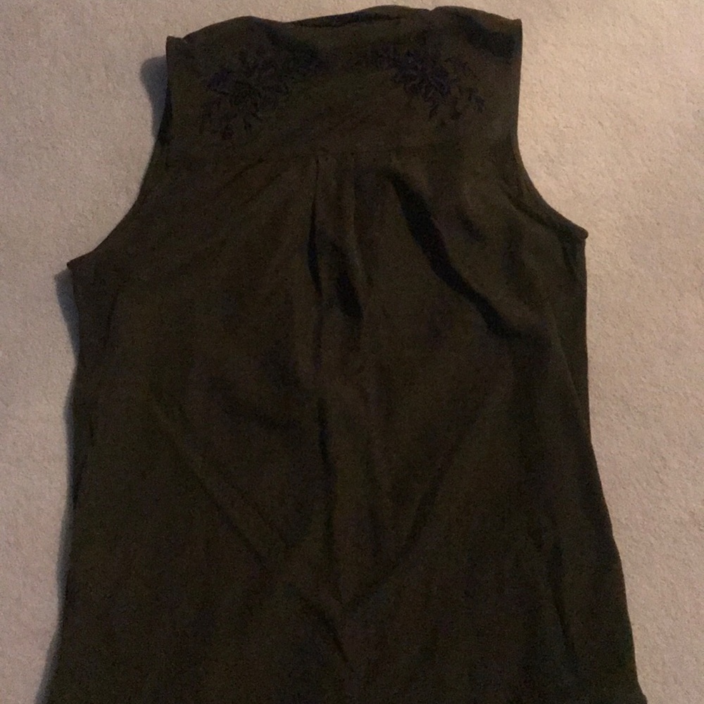 Express top. NWT - Picture 2 of 2